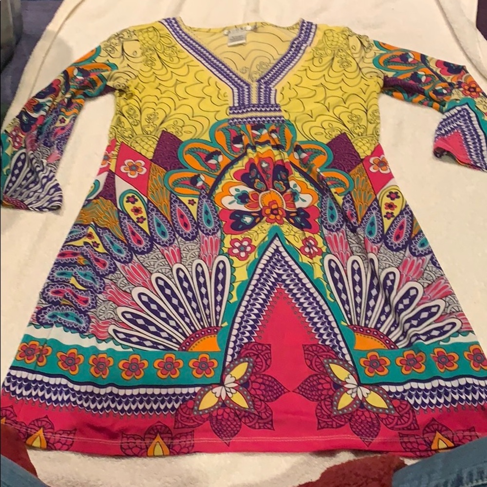 NWOT ADORE TUNIC SZ M Peacock Pattern Cute Z04